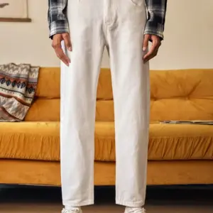 Men’s Casual Solid Color Tapered Jeans