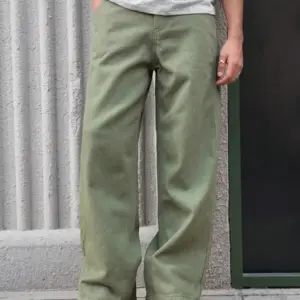 Men’s Loose Fit Wide Leg Embroidered Denim Jeans